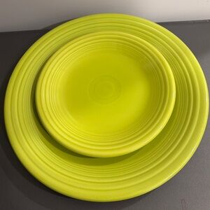 Fiestaware Lime Green Lemongrass Dinnerware Set Classic Rim Dinner & Salad Plate